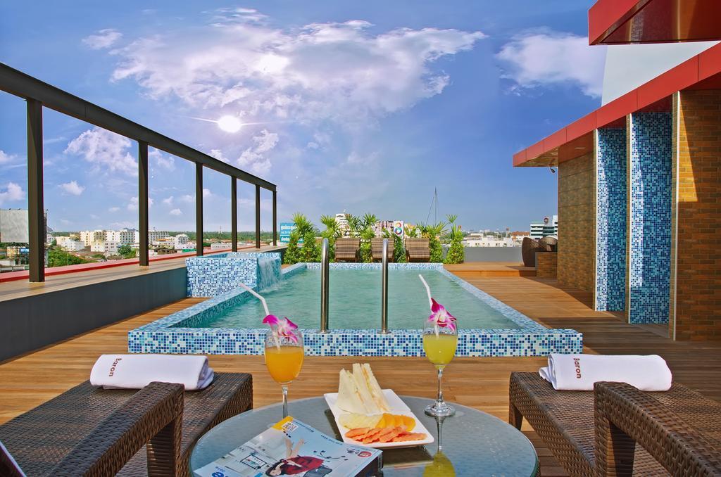 Villa Baron Sha Plus Нонтхабури Экстерьер фото